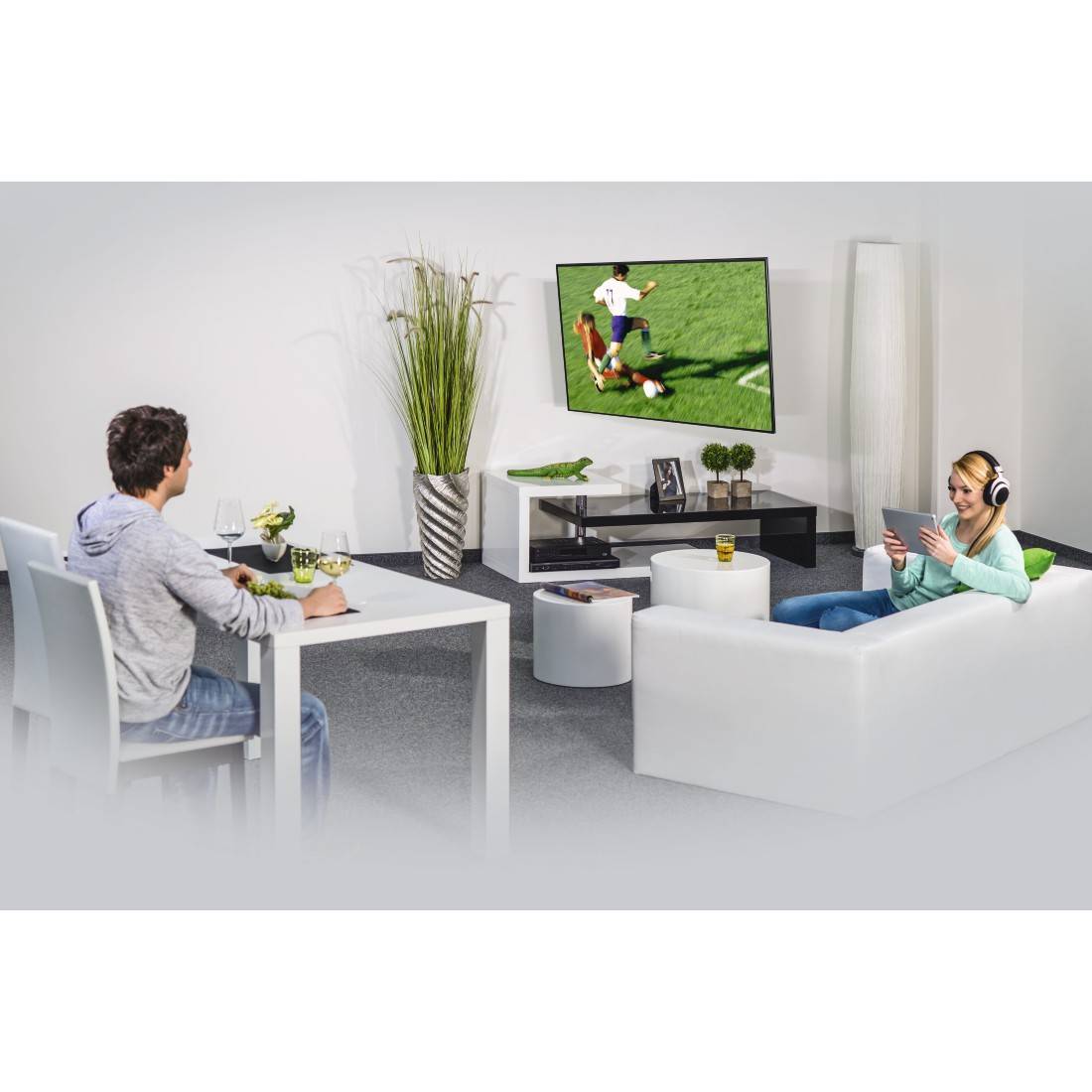 hama 00220826 TV-Wandhalterung, schwenkbar, neigbar, 127 cm (50") bis 35 kg-2