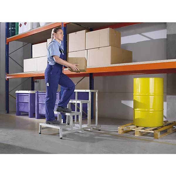 Arbeitspodest in Modulbauweise Modul 4. TAKKT Industrial & Packaging GmbH 11133949-1