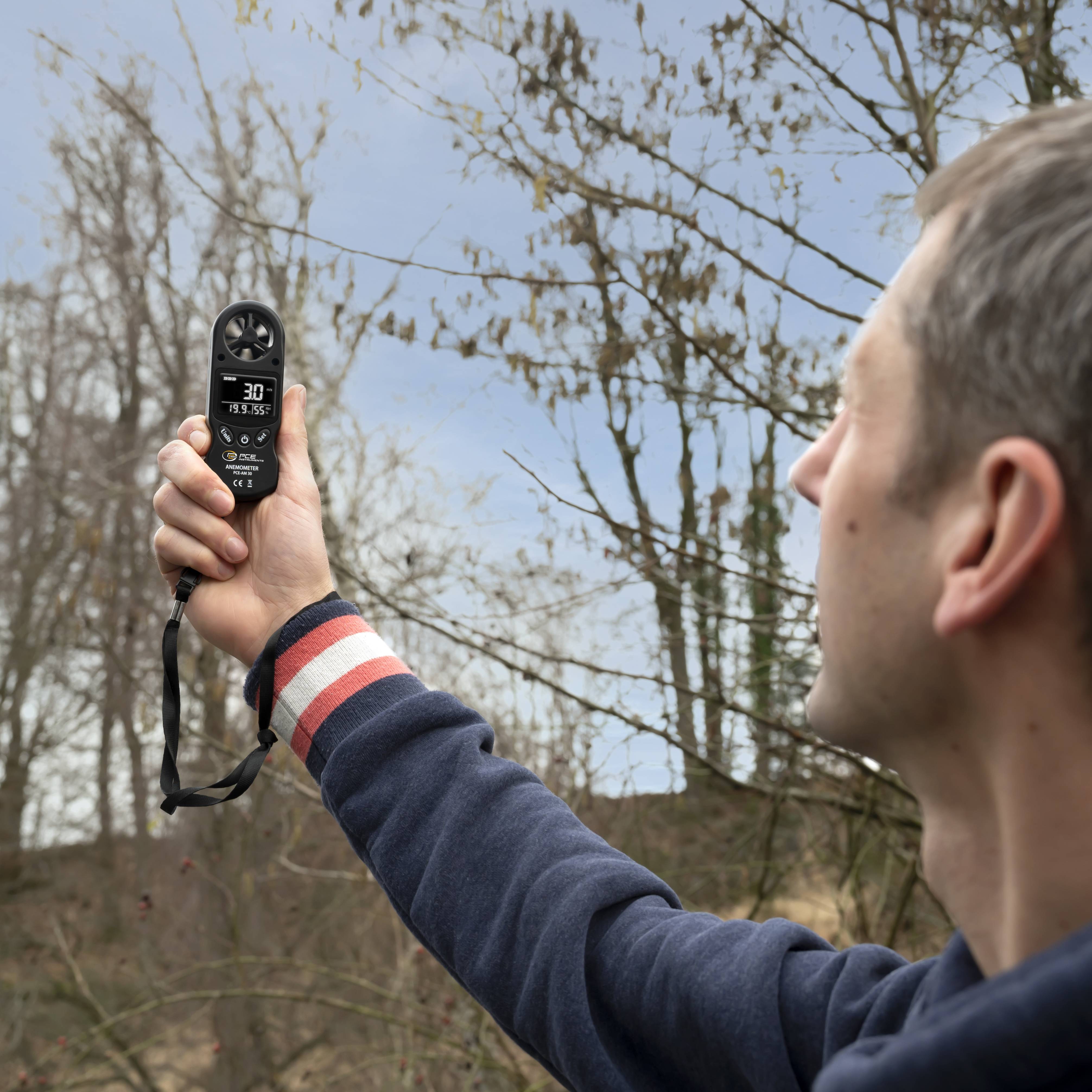 PCE Instruments Anemometer PCE-AM 30 Messbereich 30 m/s |Auflösung 0,1 m/s |Temperatur |Luftfeuchte |km/h kn mph ft/min-2