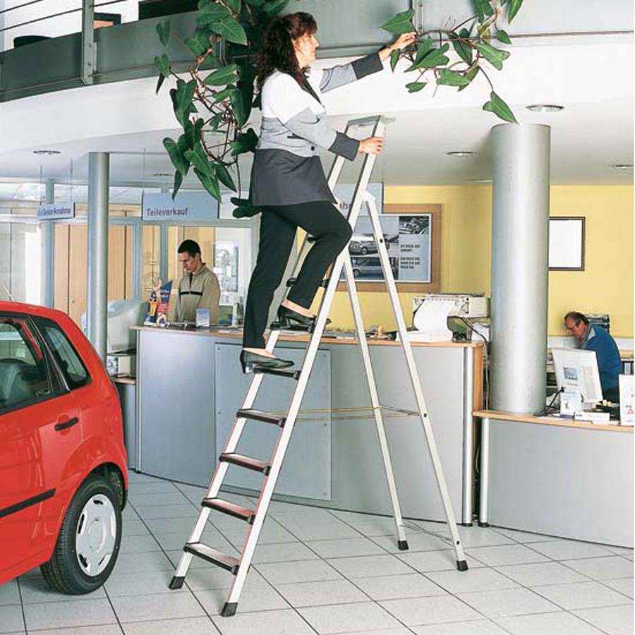 Zarges Comfortstep S gebördelte Stehleiter mit gepolsterter Stufen-Vorderkante 3 Stufen-2