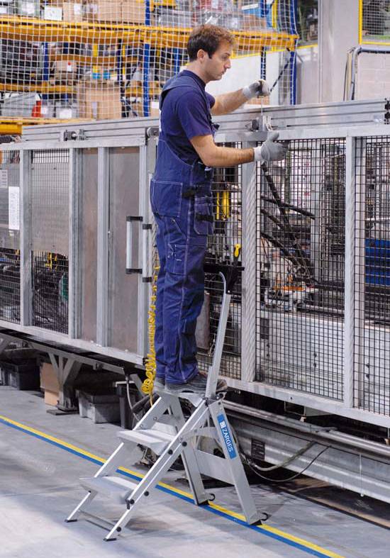Zarges Sicherheitstreppe Plazastep P mit Sicherheitsbügel 4 Stufen-2