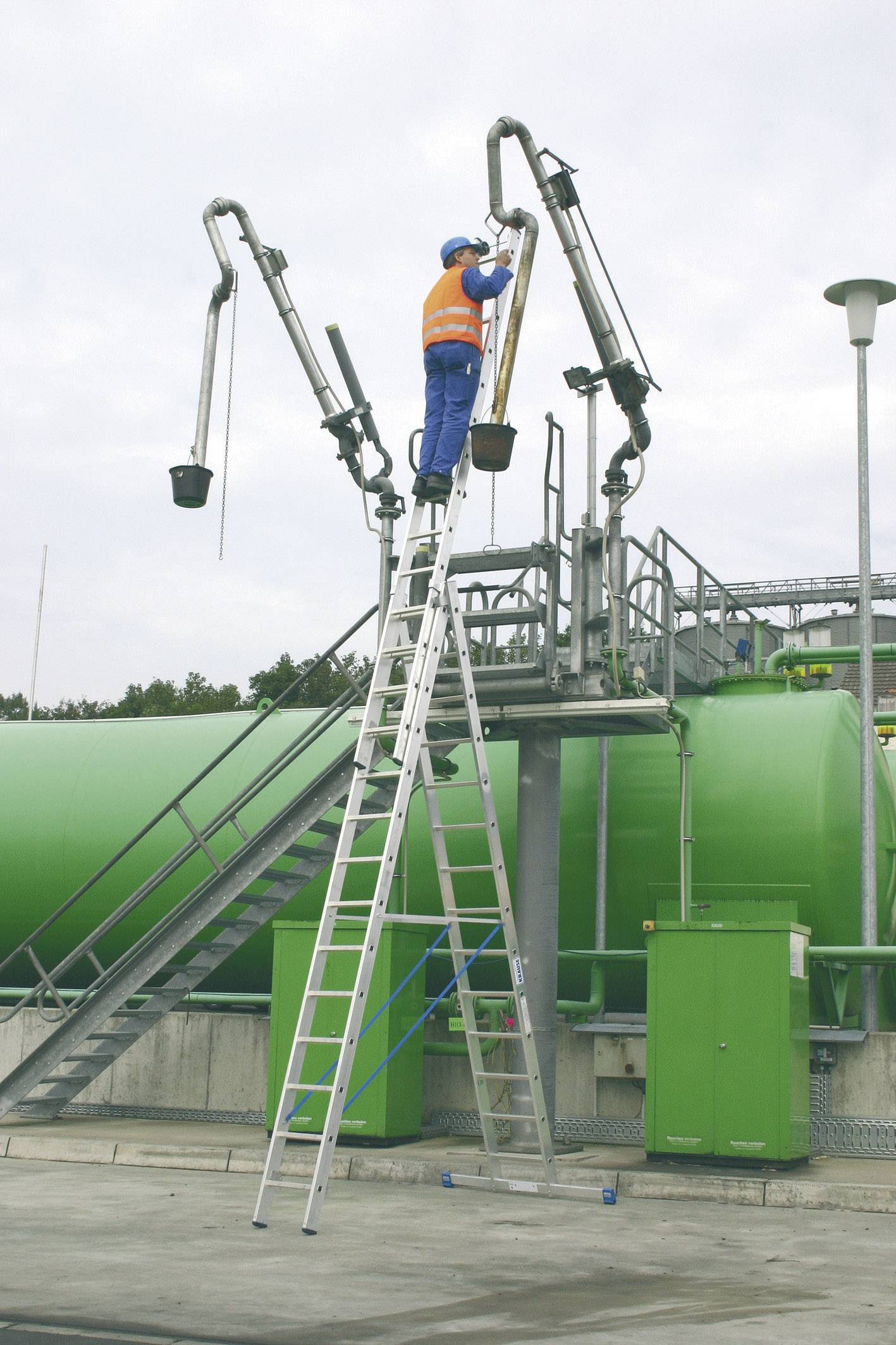 Vielzweck-Leiter, dreiteilig, Arbeitshöhe 9,55 m, Länge einteilig 3,55 m, dreit. 8,6 m, 15,8 kg-4