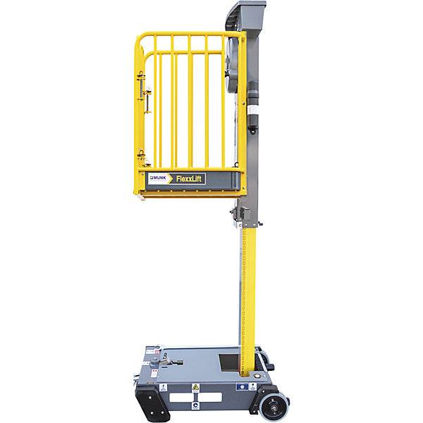 Personenlift FlexxLift manueller Hub Arbeitshöhe 35 m. MUNK GmbH 78751149-0