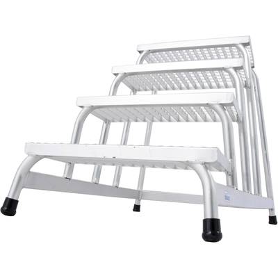 Aluminiumleiter mit vier Stufen, jede etwas weiter oben und nach hinten versetzt. Robuste Bauweise und rutschfeste Füße.