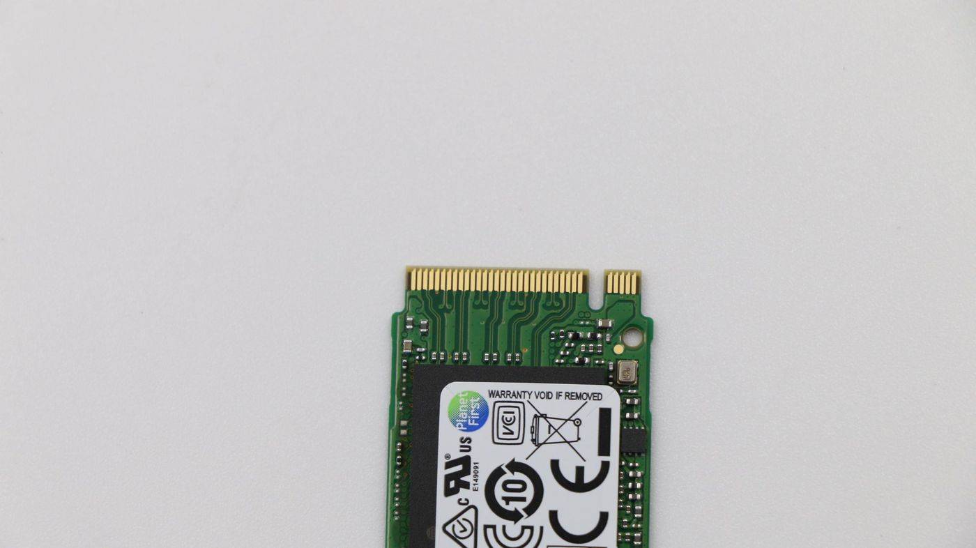 Lenovo - 256 GB SSD - intern - M.2 2280 - PCI Express 3.0 x4 (NVMe)-2