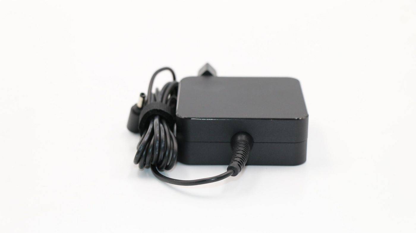 Lenovo AC Adapter 3.25A 01FR142 - Netzteil - Netzteil - 45 W-1