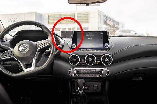 ProClip Fahrzeughalter 855891 - Mittelbefestigung - Nissan Sentra 20-25