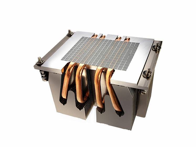 DYNATRON - A53 CPU-Kuehler 2U für Sockel SP6 passiv-1