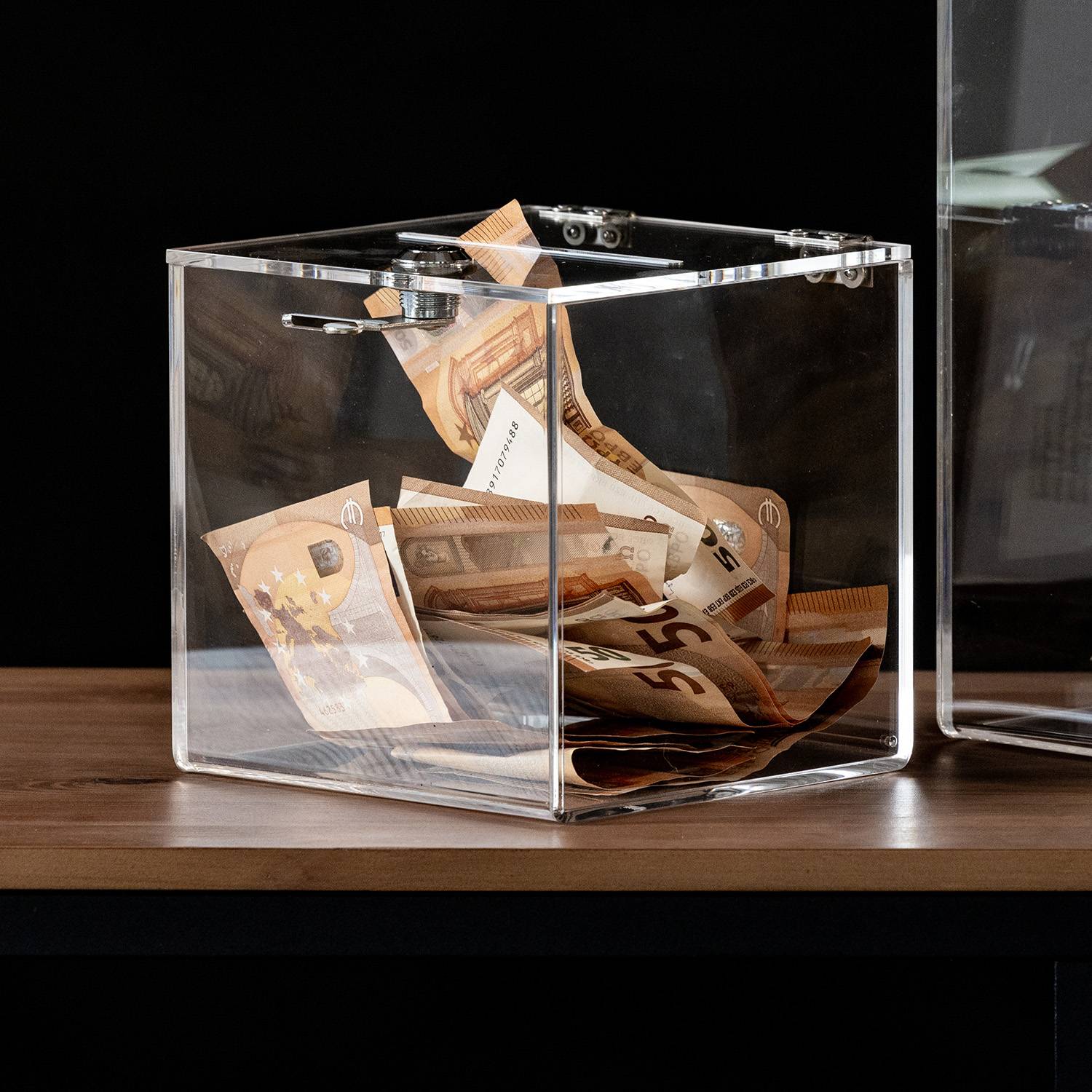 HMF 46919 Acryl Spendenbox mit Schloss, 15 x 15 x 15 cm, DIN A6, Transparent-1