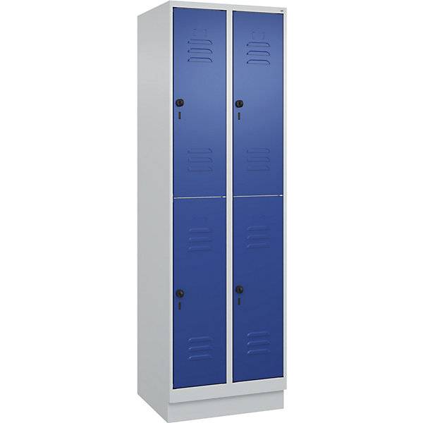 Doppelstock-Spind Classic PLUS 2 Abteile lichtgrau / enzianblau HxB 1950 x 600 mm mit Bodensockel Drehriegel.-2