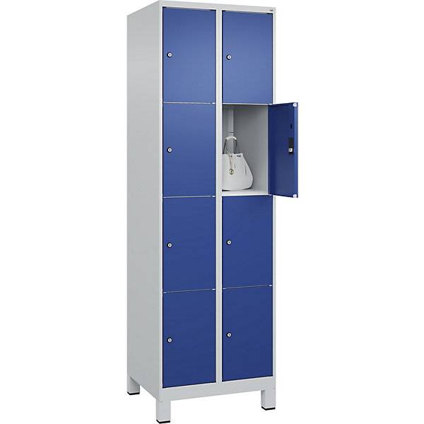 4er-Schließfachschrank Classic PLUS 2 Abteile lichtgrau / enzianblau B 600 mm 8 Fächer mit Füßen. C+P