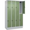 Doppelstock-Spind Classic PLUS 4 Abteile lichtgrau / resedagrün HxB 1950 x 1200 mm mit Bodensockel