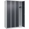 Spind Classic PLUS 4 Abteile lichtgrau / grau B 1200 mm mit Bodengleitern Zylinderschloss. C+P Moebelsysteme