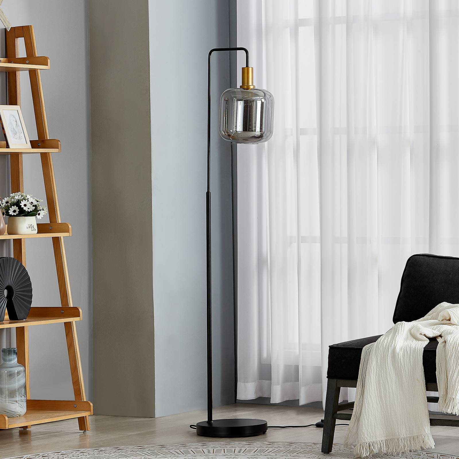 Lindby Stehlampe 'Nimbora' in schwarz aus Metall-2