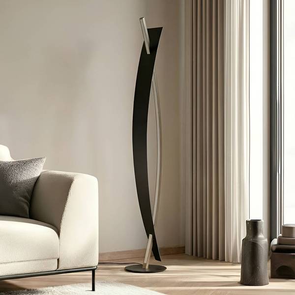 Lucande LED Stehlampe 'Marija' in schwarz aus Metall