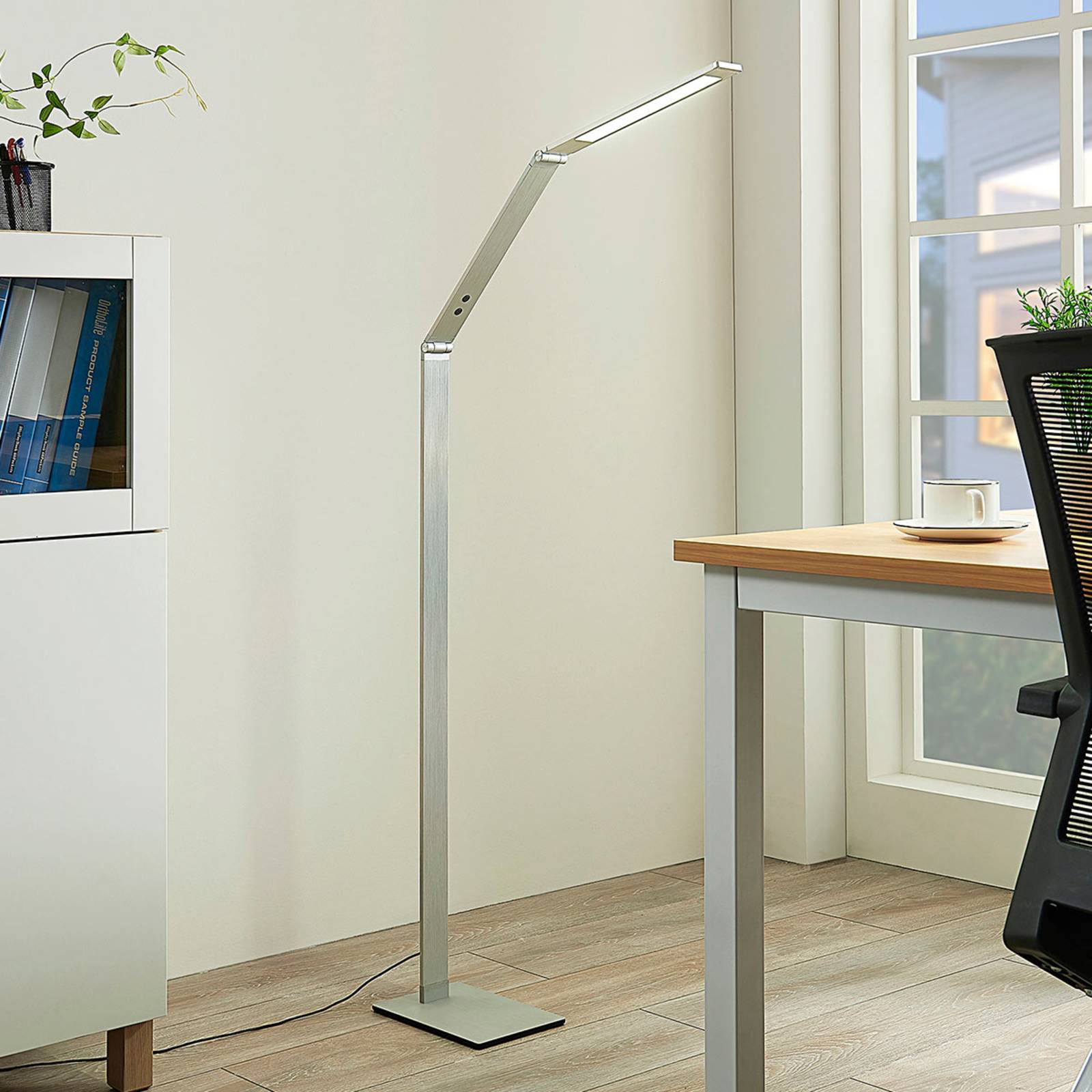 Lucande LED Stehlampe 'Nicano' in alu aus Aluminium-3