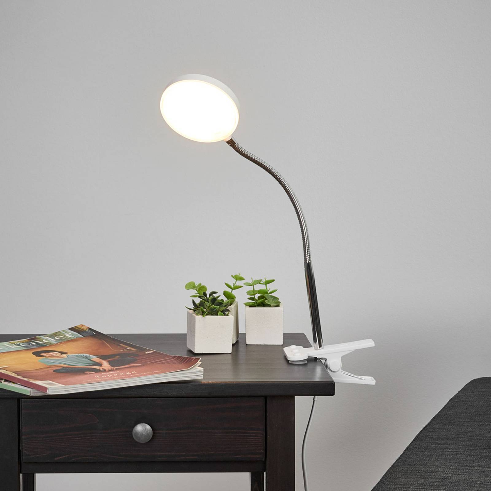 Lindby LED Klemmleuchte 'Milow' in weiß aus Kunststoff-3