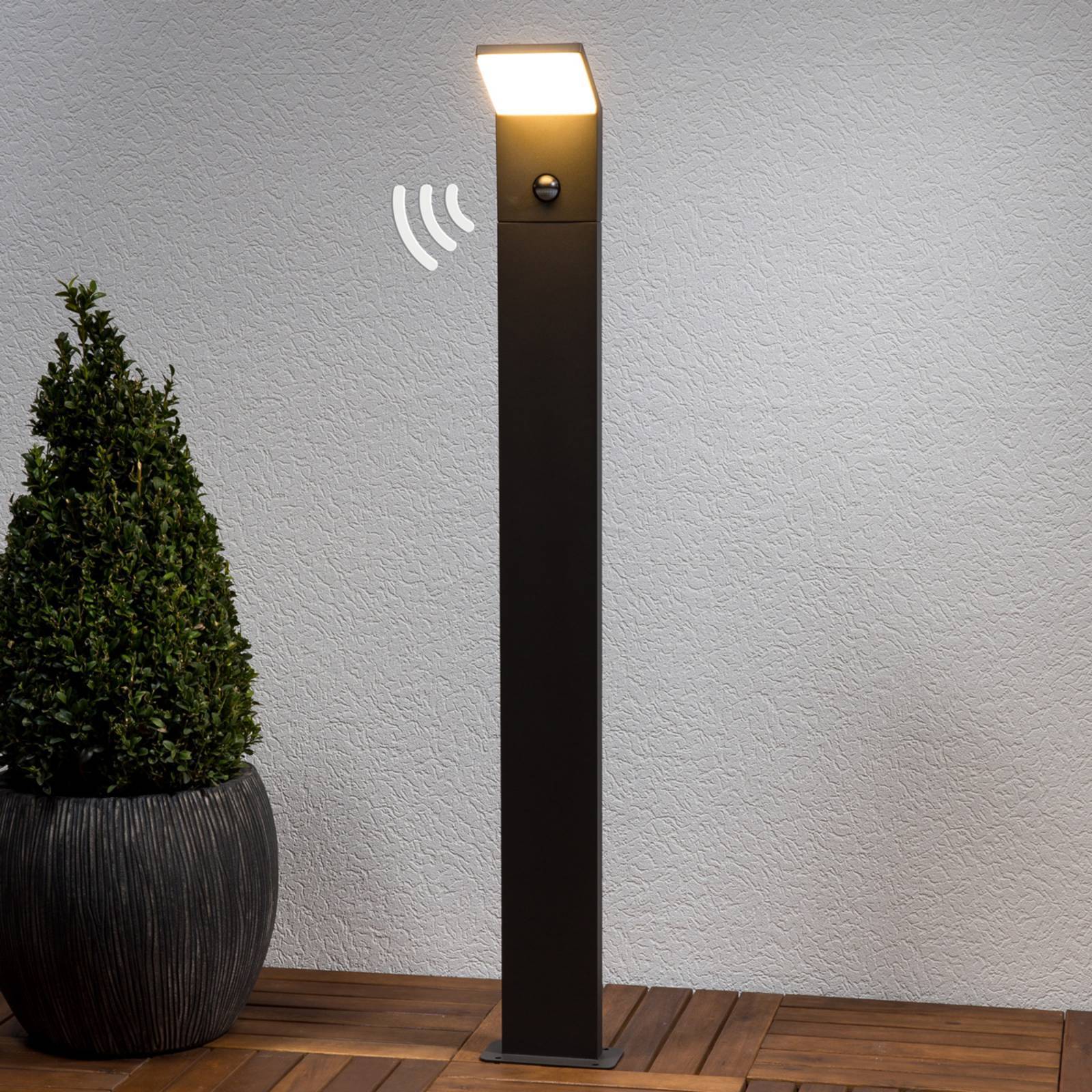 Lucande LED Außenleuchte 'Nevio' in schwarz aus Aluminium-2