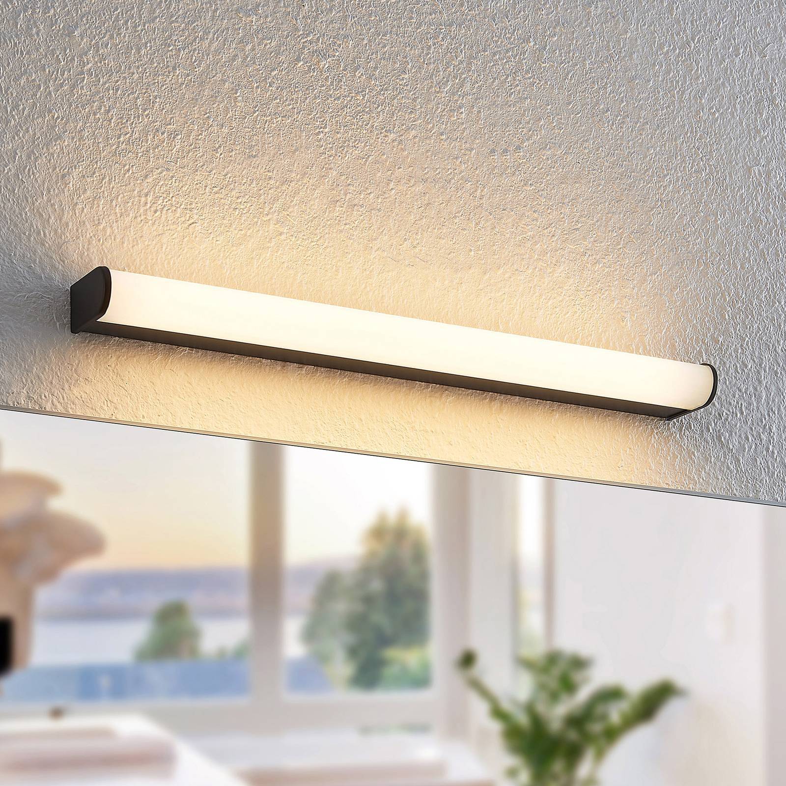 Lindby LED Wandleuchte Bad 'Ulisan' in schwarz aus Aluminium-1
