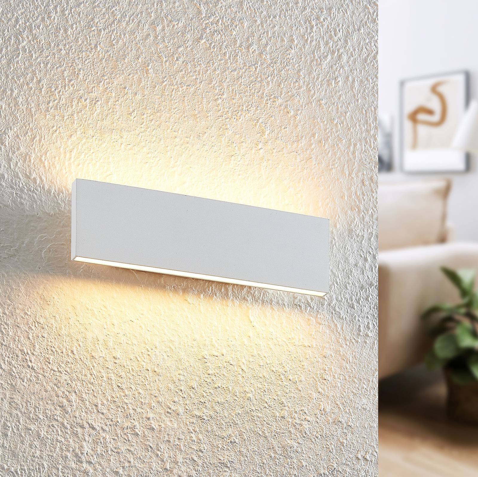 Lindby LED Wandleuchte Innen 'Ignazia' in weiß aus Metall-1