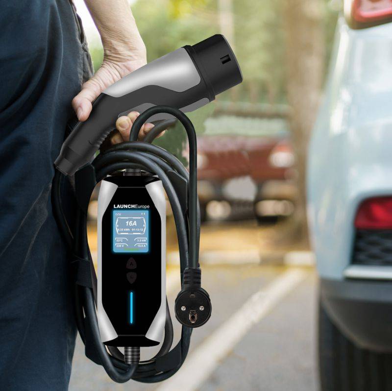 Portable EV Charger | Tragbares HV-Ladekabel 3.5kW | 7m-3