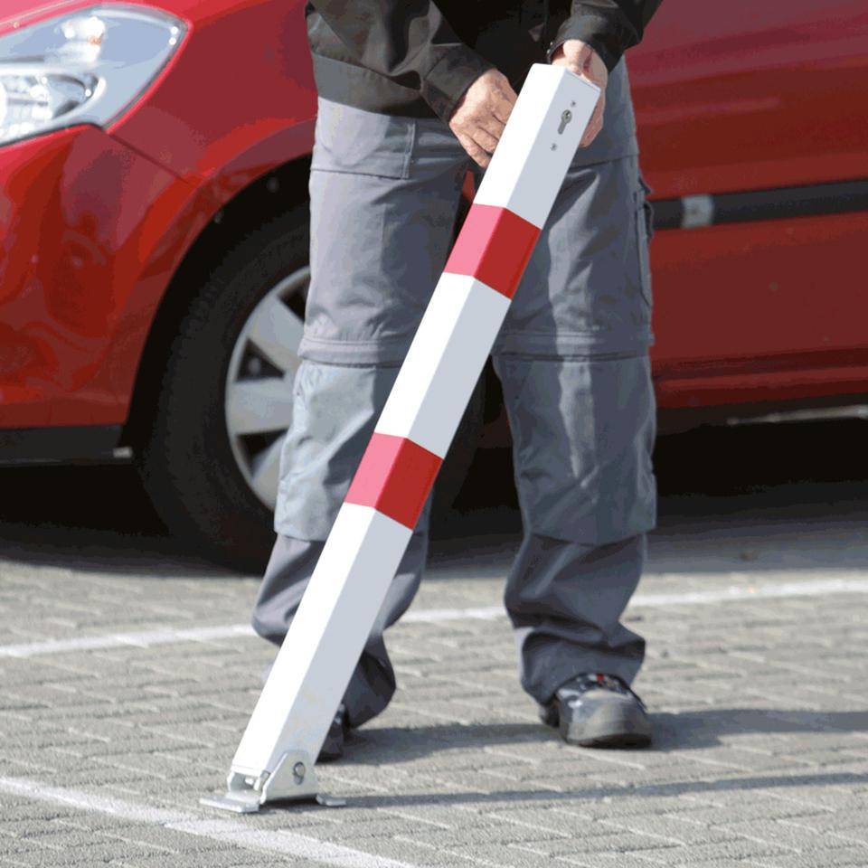 K.57 Universalpfosten Rom,z.Einbetonieren,m.Zylinderschl.verschiedenschließend,weiß/rot,Stahl,1000mm-1