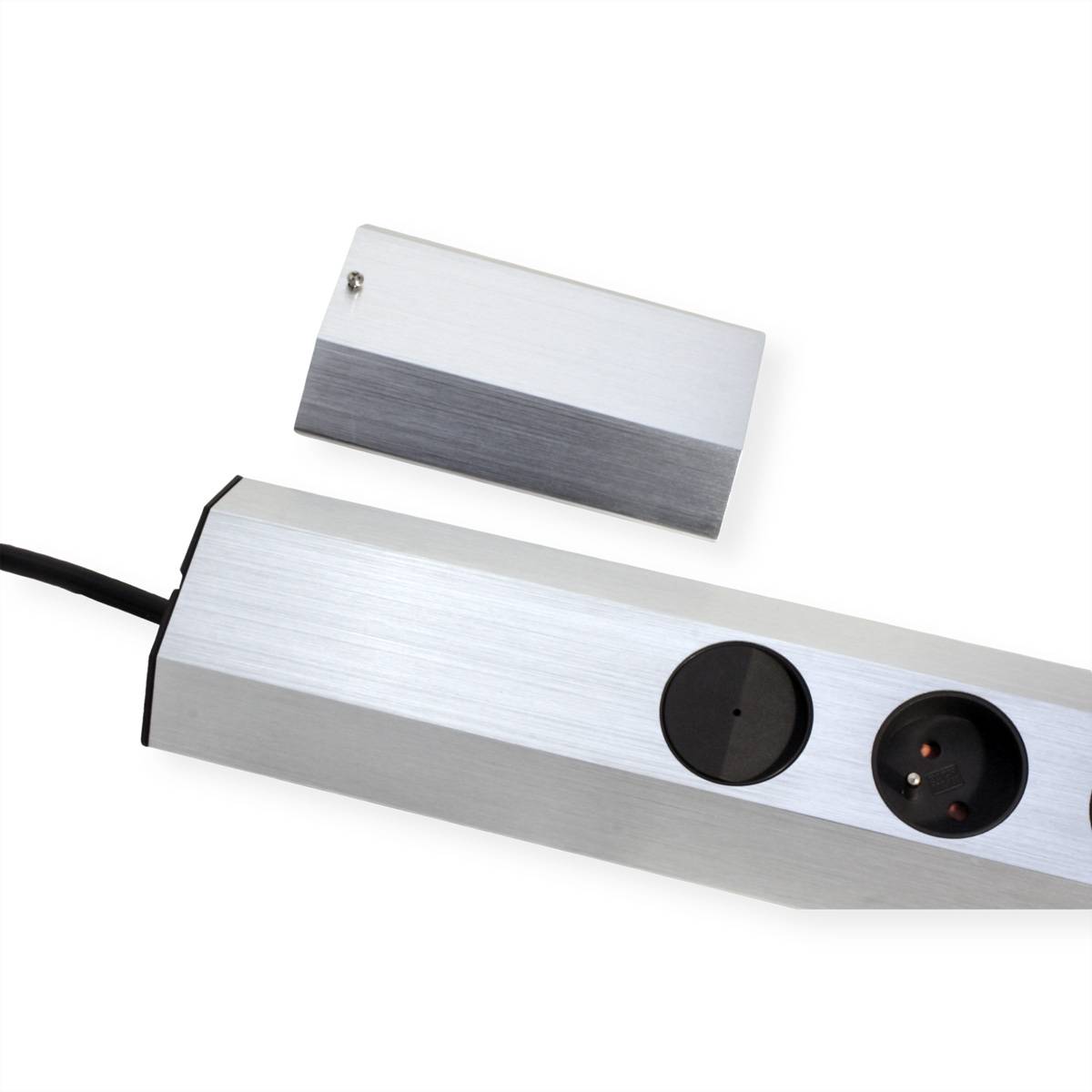 BACHMANN CASIA 4xUTE 1xSchalter 2,0m CEE7/7-5