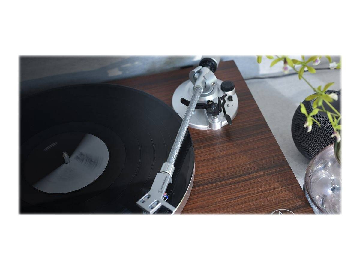 Audio-Technica AT-LPW50BTRW audio turntable Audio & Video Soundsysteme-4