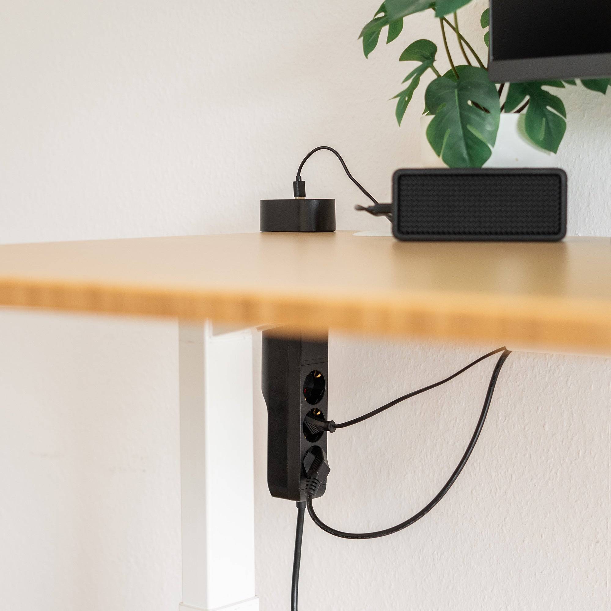 FeinTech MD833 Tischsteckdose 3-fach klemmbar 2x USB & USB-C PD20W-4