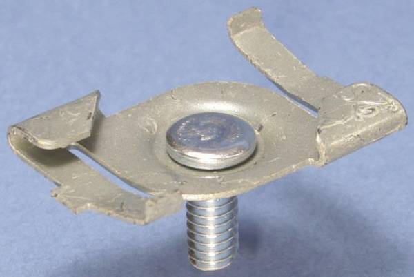 ERICO CADDY Klemme T-Profil 4G16M25 176880 24-26mm M6-25 Zinkbeschicht Install.Baumaterial