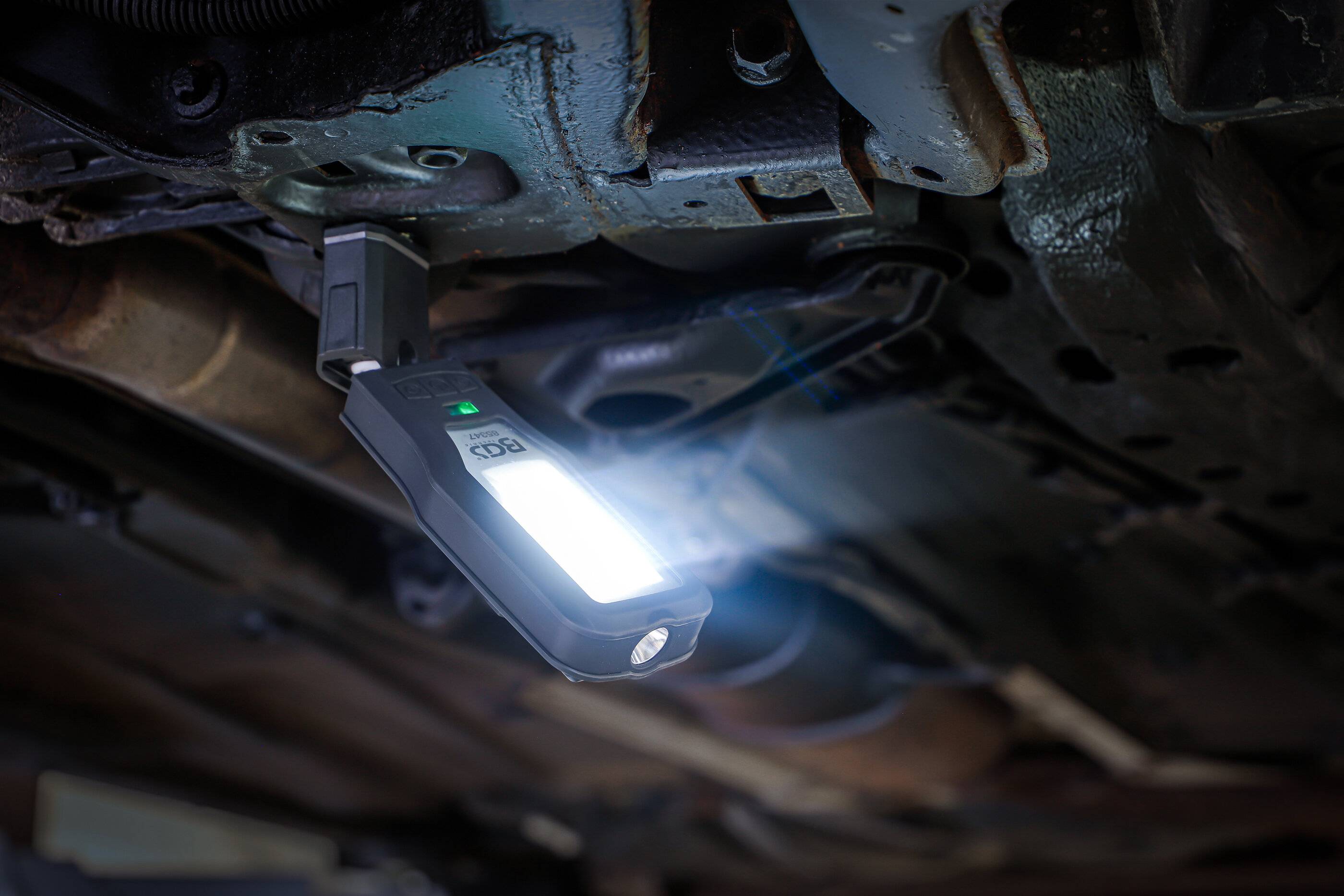 COB-LED Arbeits-Leuchte klappbar mit Ladestation-1