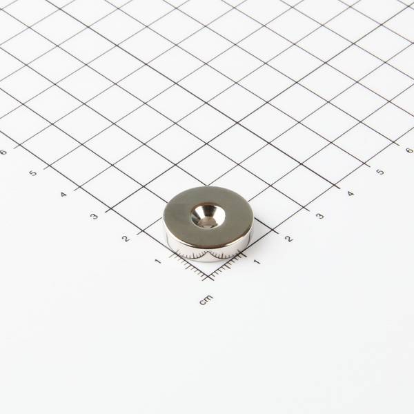 Magna-C Neodym-Ringmagnet Ø20xØ3,5x4,5mm mit konischer Senkung