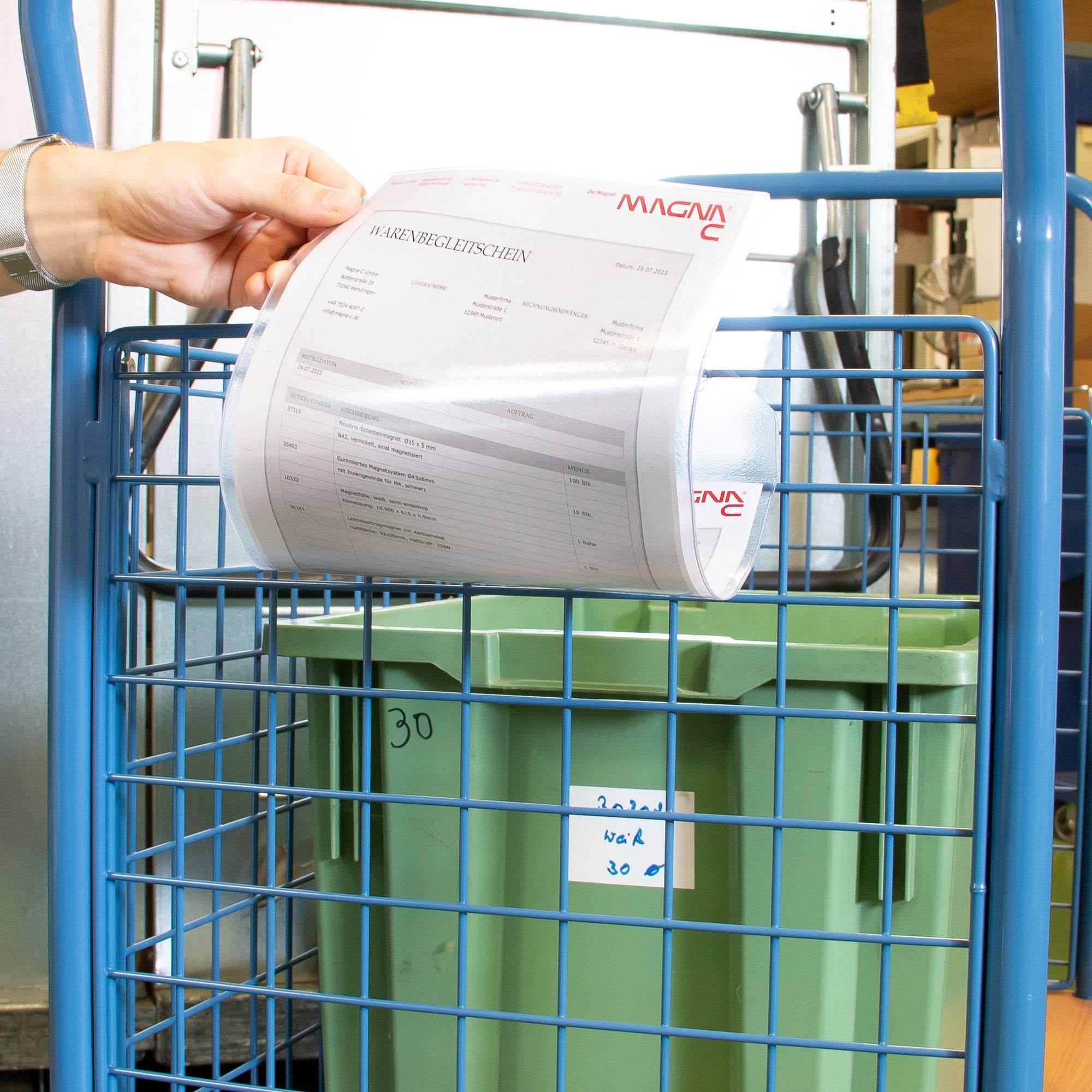Transparente Magnettasche für DIN A4 hoch-2