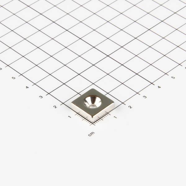 Magna-C Neodym-Blockmagnet 15x15x4mm mit konischer Senkung