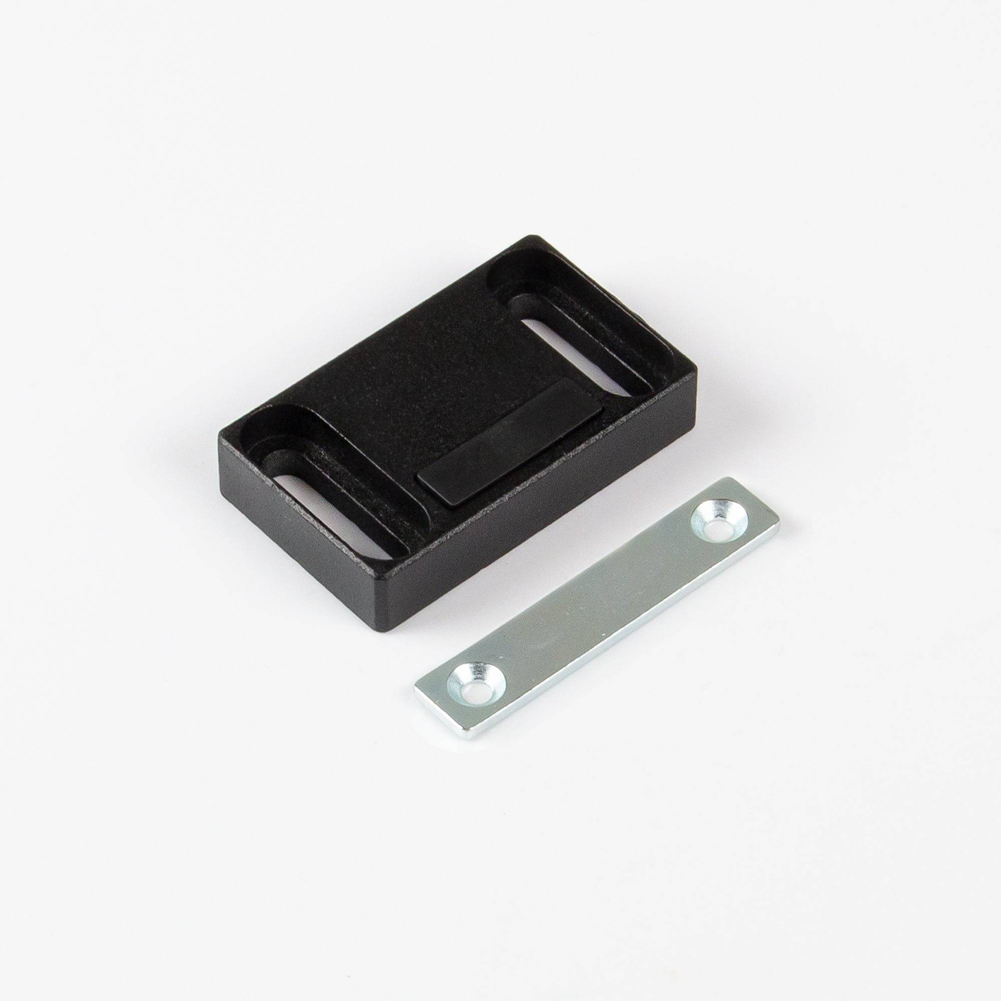 Magnetbeschlag aus Metall 50x30x10mm-0
