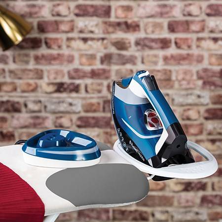 Russell Hobbs Cordless One Temperature, Dampfbügeleisen, Keramik-Bügelsohle, 1,9 m, 210 g/min, Schwarz, Blau, Weiß, 45 g-6
