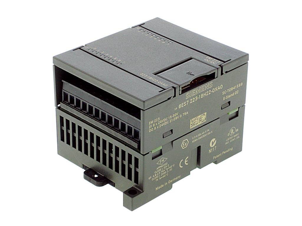 Siemens - ***Ersatzteil*** SIMATIC S7-200, Digitale E/A EM 223, nur für S7-22X CPU, 8 DE 24V DC, Sink/Source, 8 DA DC 24