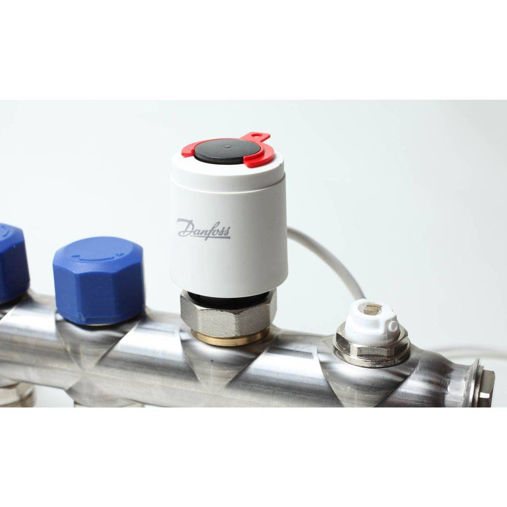Danfoss thermischer Stellantrieb TWA-A NC, Kabel 1,2m, 24V AC/DC, für RA-Gehäuse, 088H3110-3