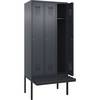 Spind Evolo PLUS Sitzbank 3 Abteile grau B 900 mm Zylinderschloss mit auskragender Sitzbank Kunststoff.