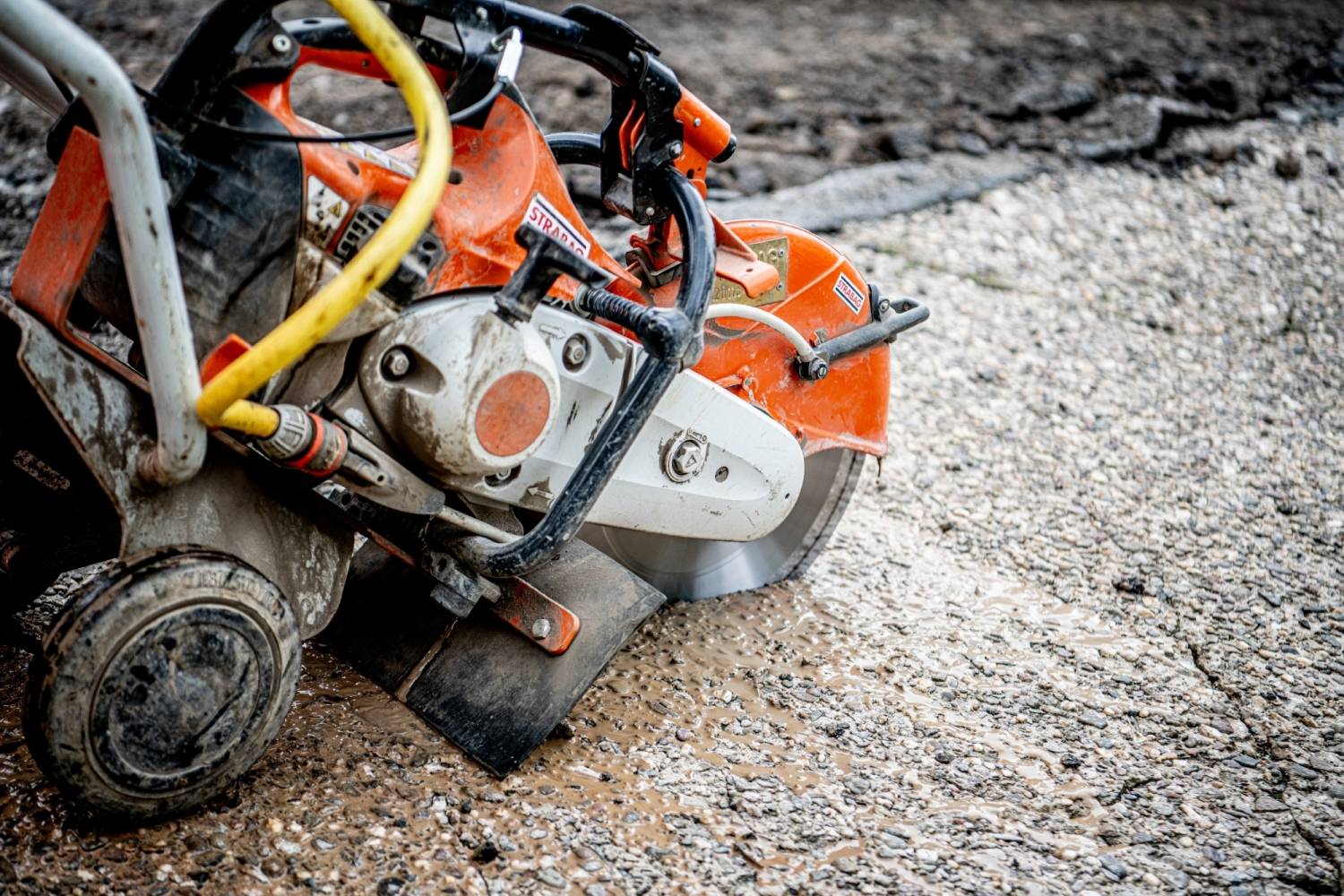 Diamantgroßtrennscheibe DT 350 AB CEVOLUTION für Asphalt Beton Weitverzahnung 400 x 3,6 x 25,4 mm-2