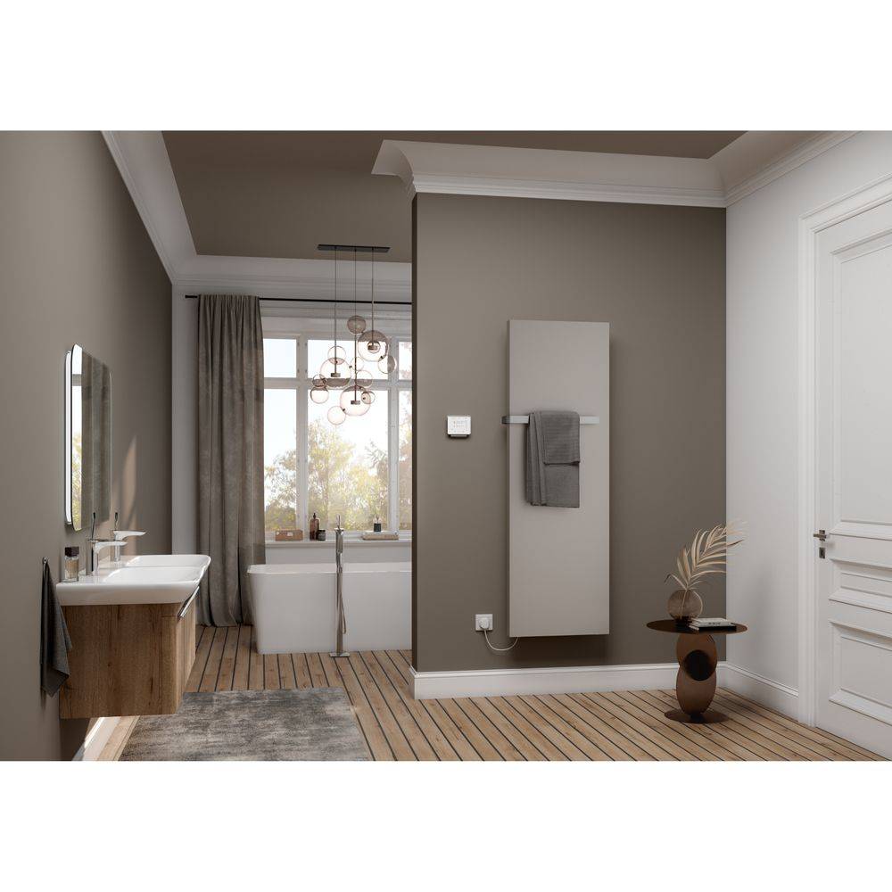 Kermi Rubeo-E-Raumerwärmung Infrarotheizkörper 1725x66x570mm WRX 620W, Weiß-1