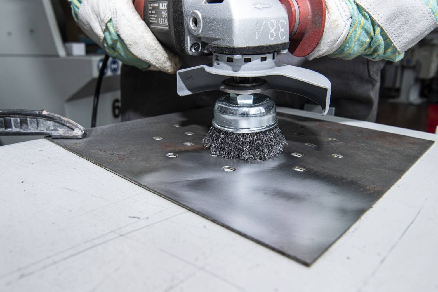 Topfbürste BT 600 W Drahtbürste 65 mm M14-Gewinde 0,3mm Stahldraht gewellt-2