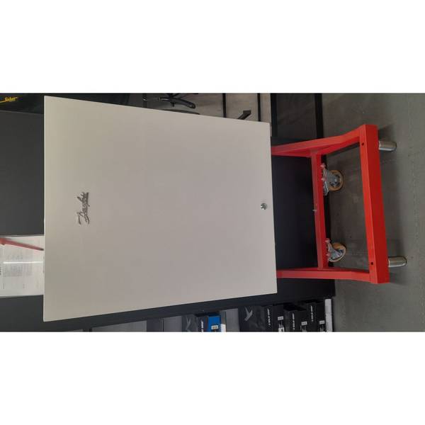 Danfoss Fernwärmekompaktstation DSP1 Mini, für FLBG, 10kW FBH, TWE, Wandhängend, TV 95 Grad C, 161L0694