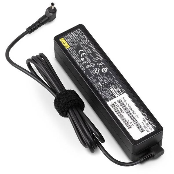 Fujitsu Original 65W Slim Notebook Netzteil (S26391-F1416-L520, 19V, 3.42A, u.a. Stylisitc Q7310, Q7311)
