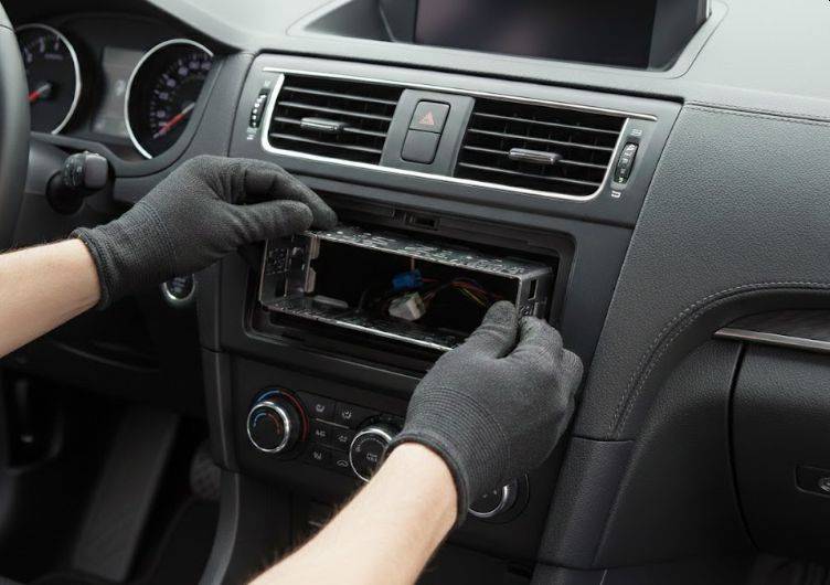 Radioeinbaurahmen Blaupunkt Grundig Philips-2