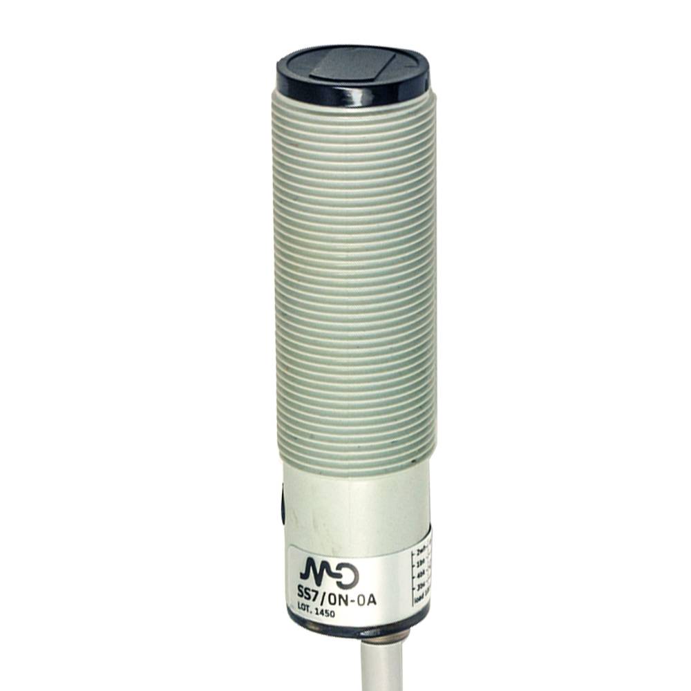 MD Micro Detectors SS3/0N-0A Photoelectric sensor M18 Diffuse 100mm NPN L/D plast.-0