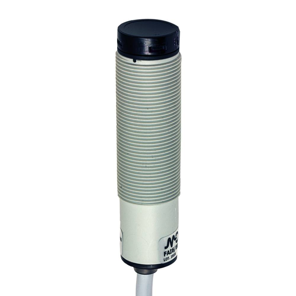 MD Micro Detectors FAIC/BN-0A Photoelectric sensor M18 Axial Retroreflective 5 m NPN NO+NC-0