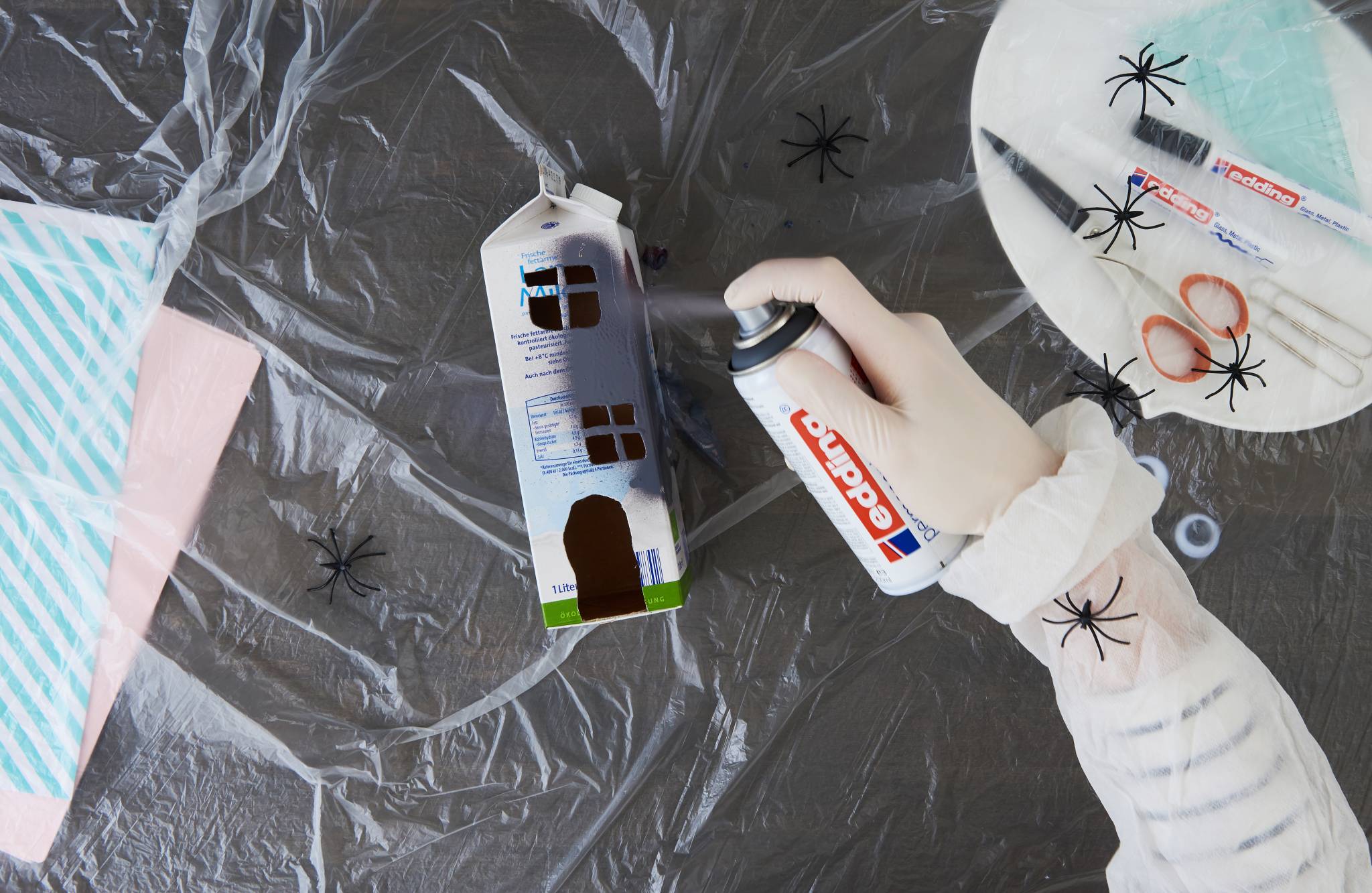 edding 5200 Permanentspray Premium Acryllack anthrazit matt DE-FR-IT-1