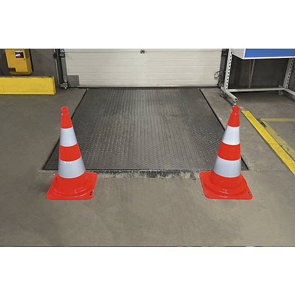 Leitkegel aus PVC tagesleuchtend VE 10 Stk Höhe 500 mm. Simon Evers & CO. GmbH 82716149-2