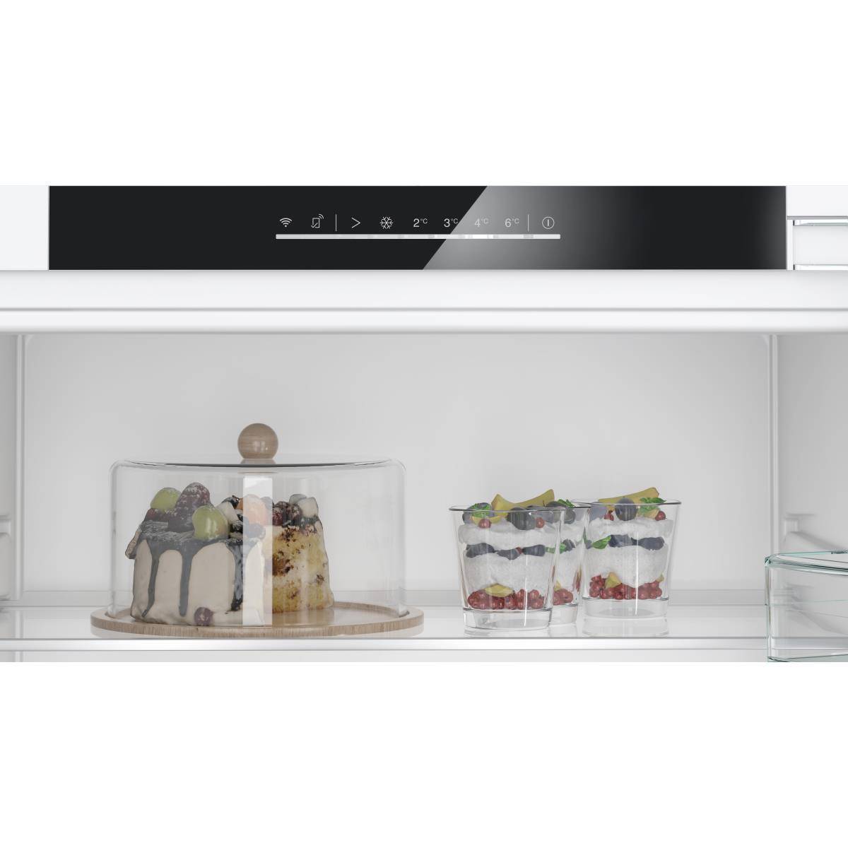Siemens iQ300 Unterbau-Kühlschrank 82 x 60 cm Flachscharnier KU21RVFE0-3